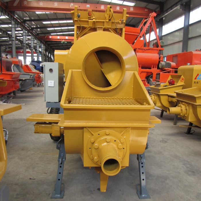 15m³/h Zelfladende betonmixer  - Concrete Mixer Small recensie en prijs